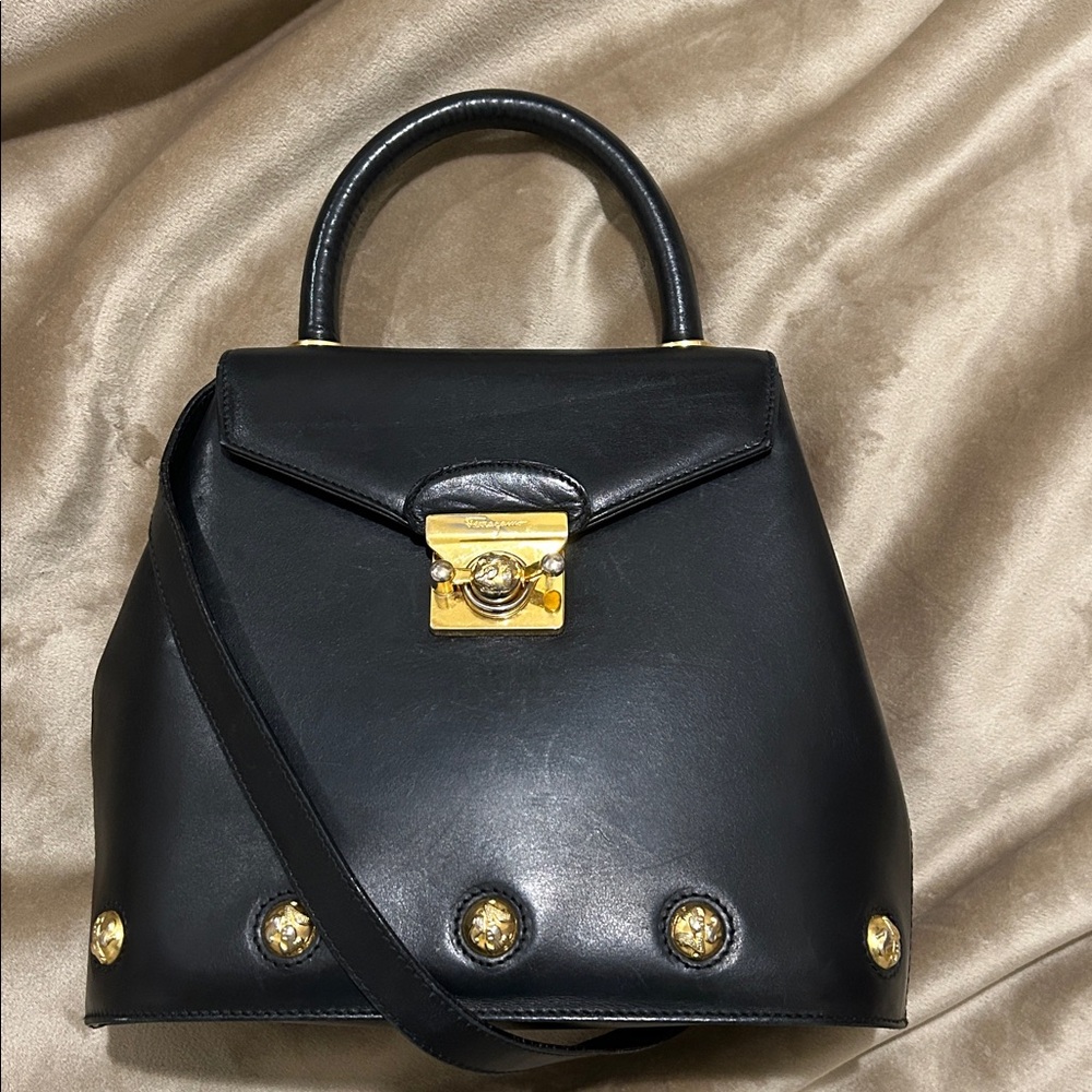 Salvatore Ferragamo High Heel Black Leather Two Way Crossbody Handbag- Gorgeous! - Picture 14 of 14
